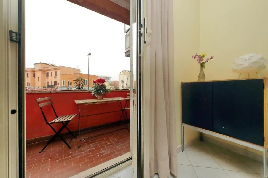 Charming Apartment Rom